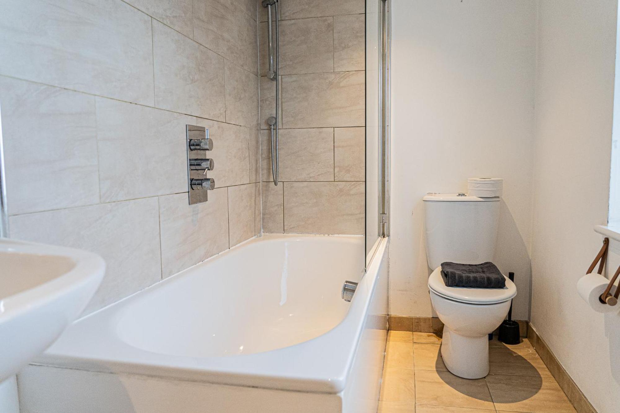 Hackney Central Houseshare Лондон Экстерьер фото